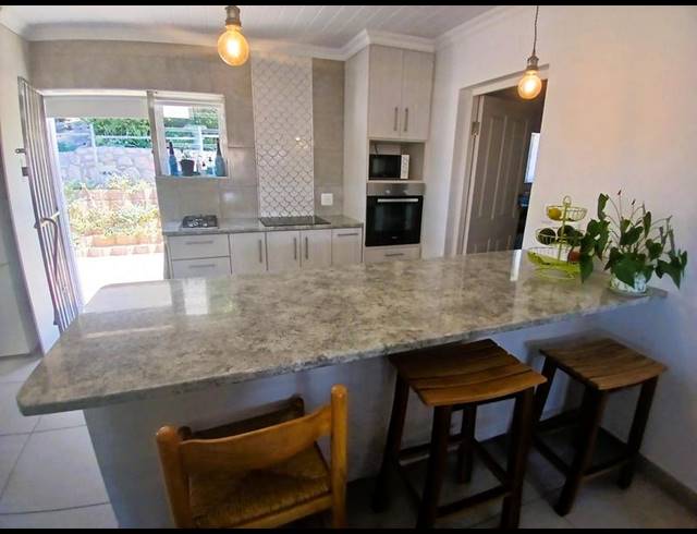 3 BEDROOM HOUSE FOR SALE IN STILBAAI-WES